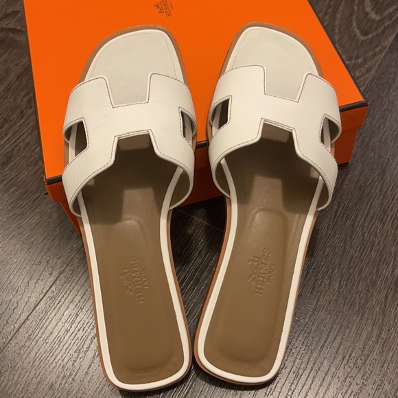 Size6 - Picture 4 of 6